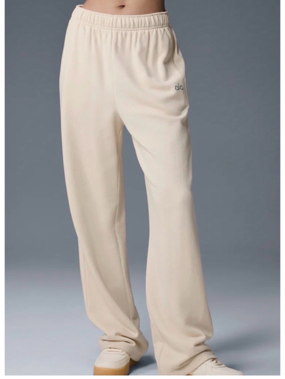 Alo Accolade Oat Milk Sweatpants